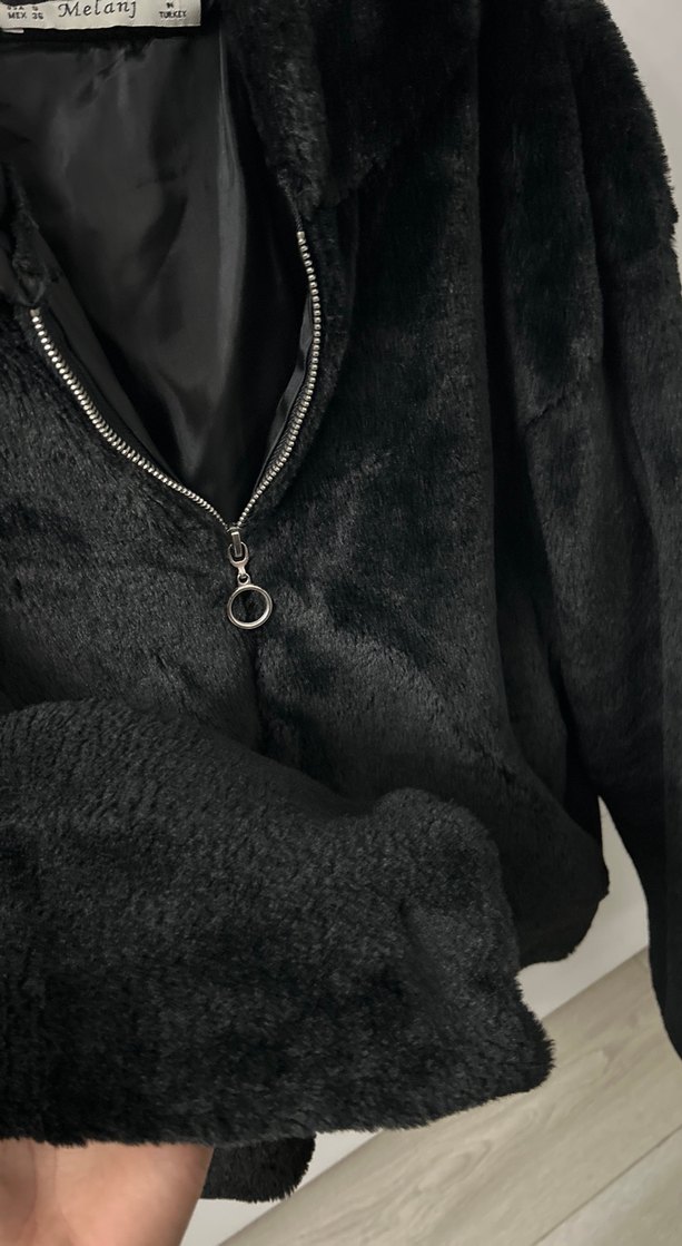 Kapüşonlu Siyah Midi Peluş Kadın Mont - Görsel 2