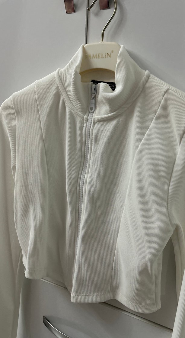 Beyaz Mini Fermuarlı Kadın Ceket - Görsel 2