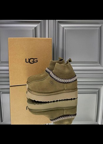 Bej Süet Platform Topuklu Kadın Bot - Görsel 3