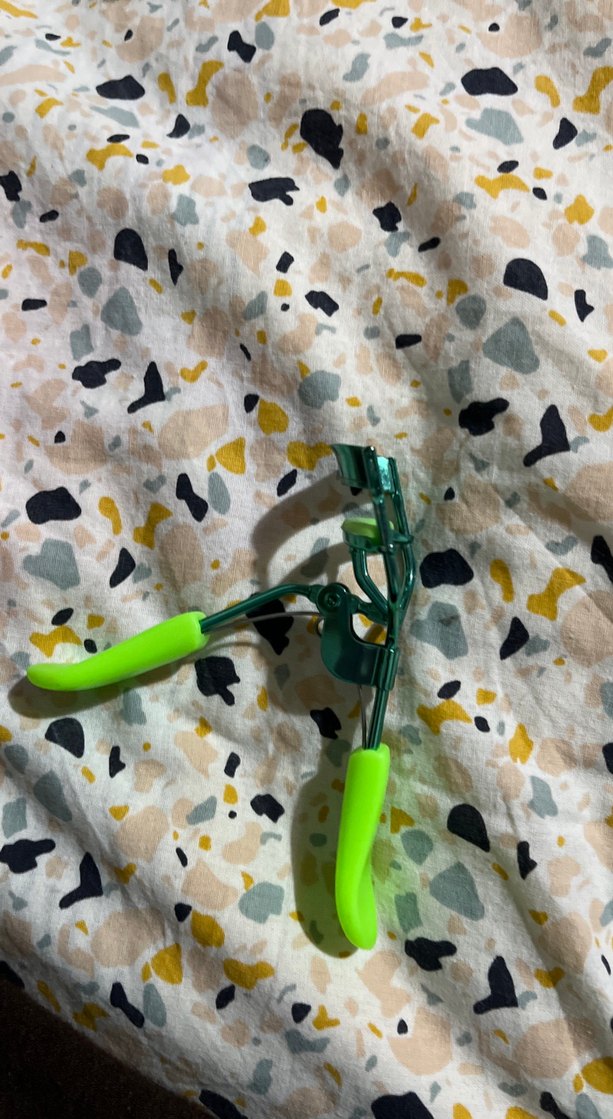 Yeşil Kirpik Kıvırıcı - Görsel 3