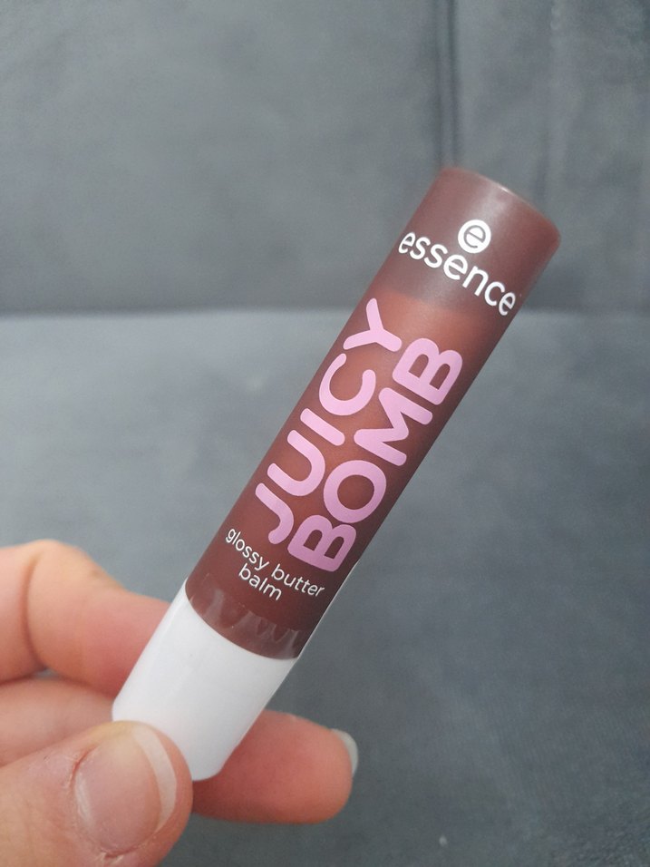 Essence Juicy Bomb Glossy Butter Balm 05 - Görsel 3