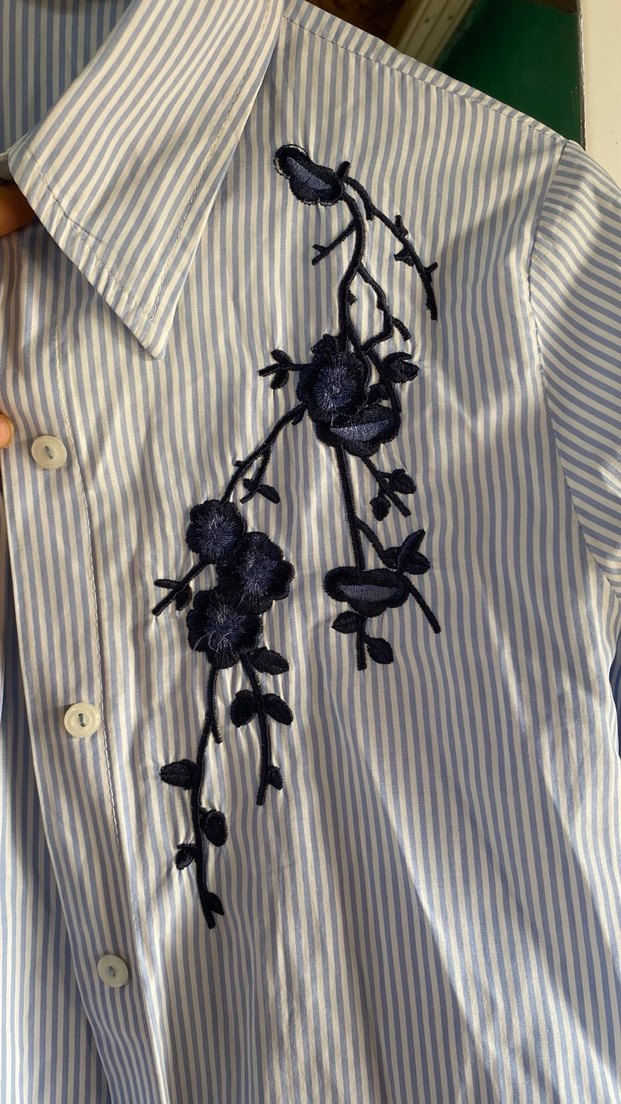 Nakışlı Düğmeli Mavi Pamuklu Kadın Gömlek - Görsel 2