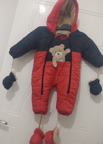 Kürklü Kapüşonlu Kırmızı Bebek Tulumu - Görsel 6