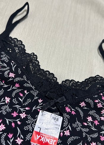 Dantel Detaylı Siyah Desenli  Atlet - Görsel 2