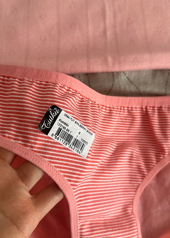 Atlet ve külot - Görsel 3