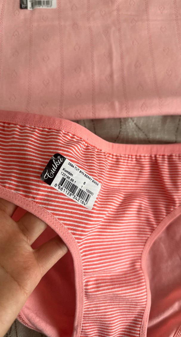 Atlet ve külot - Görsel 3