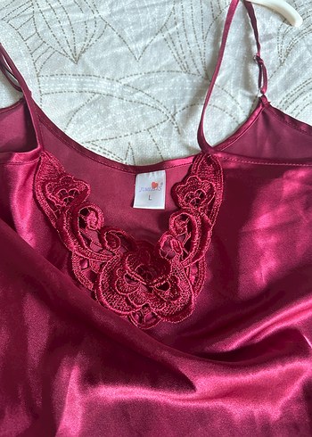 İki tane saten gecelik - Görsel 2