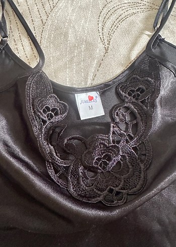 İki tane saten gecelik - Görsel 6