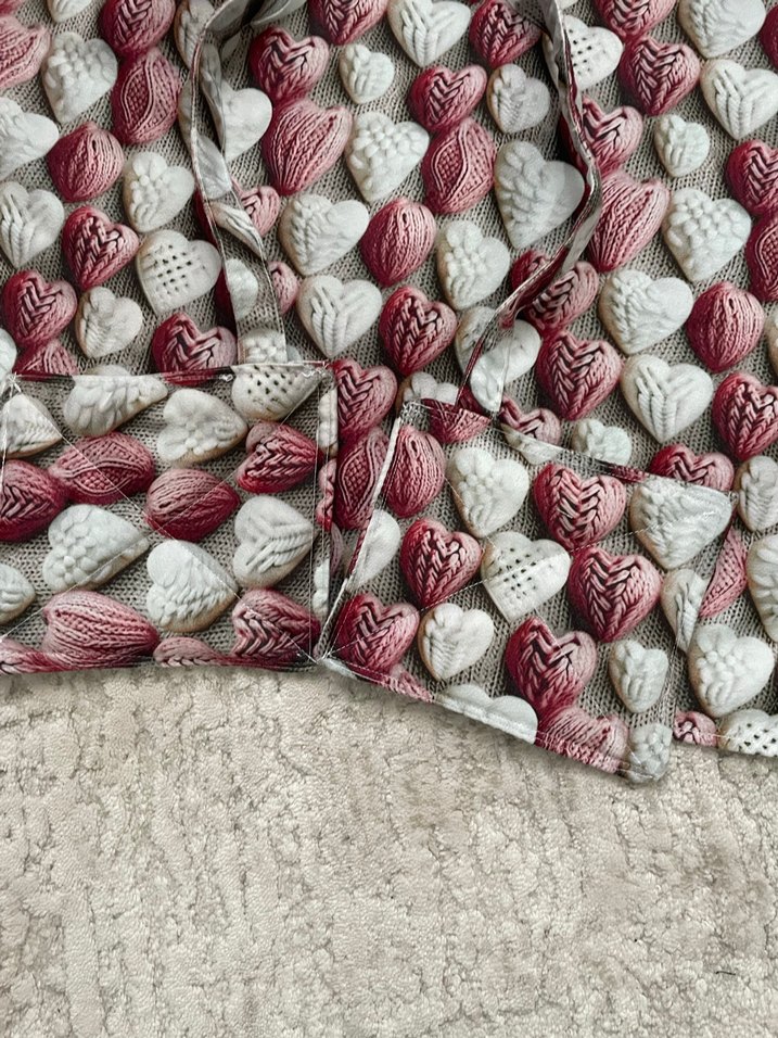 Bordo ve Beyaz Nakışlı Mutfak Önlüğü Takımı - Görsel 3