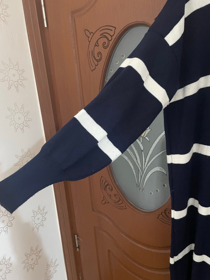 Uzun Kollu Boğazlı Çizgili Kadın Kazak - Görsel 3