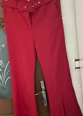 Kadın Kemerli Kırmızı Midi Kumaş Pantolon - Görsel 2