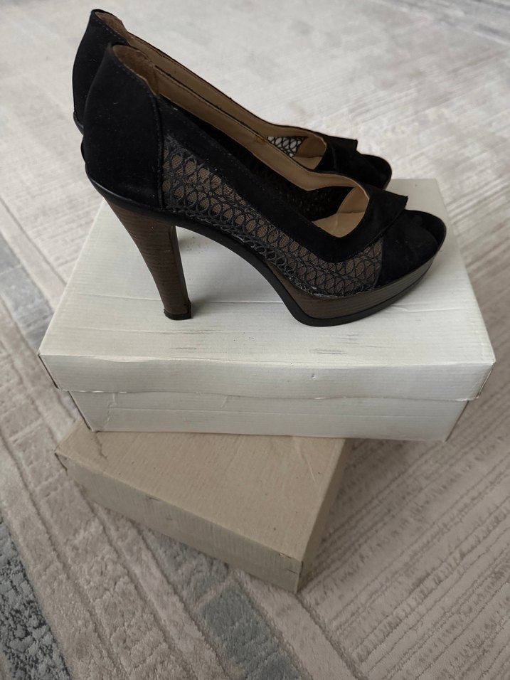Siyah  Dolgu Topuklu Ayakkabı - Görsel 4
