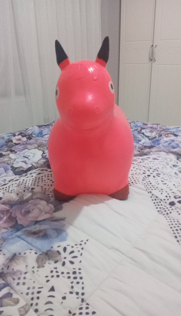 Pembe Şişme Oyuncak Hayvan - Görsel 2