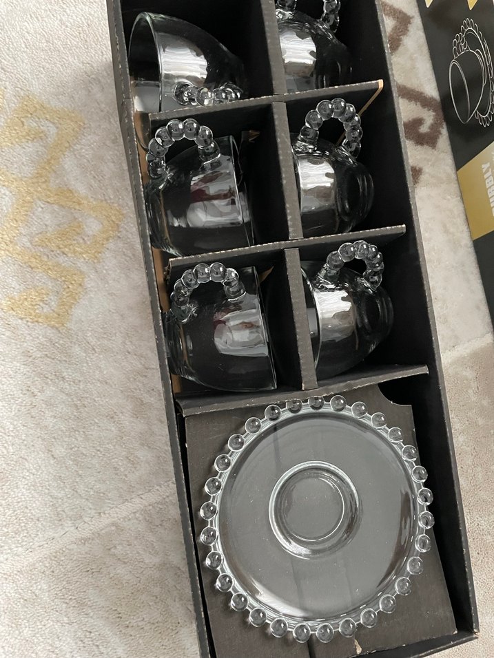 Siyah İnce Cam Fincan ve Tabak Seti - Görsel 2