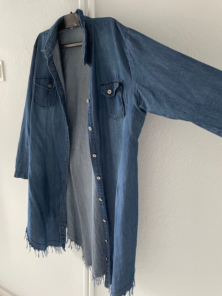 Düğmeli Mavi Uzun Kollu Kot Gömlek - Görsel 3