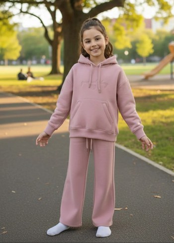 Kızlar için Rahat Kesim Pembe Eşofman Takımı - Görsel 2