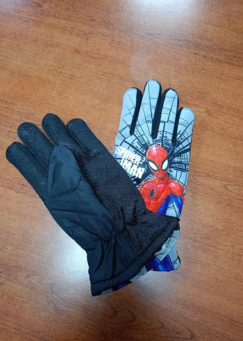 Renkli Baskılı Örümcek Adam Erkek Eldiveni - Görsel 2