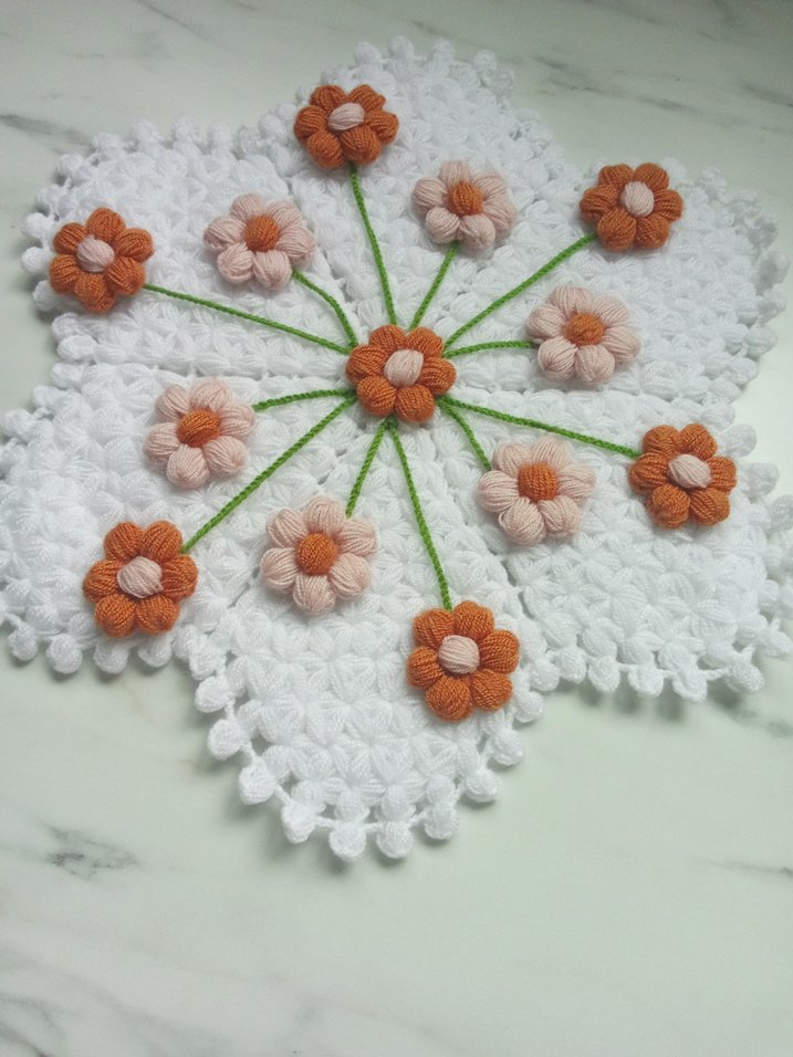 Çiçek Motifli Örgü - Görsel 3