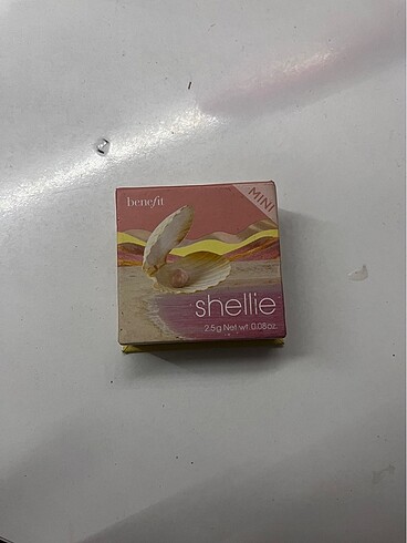 Benefit shellie allık
