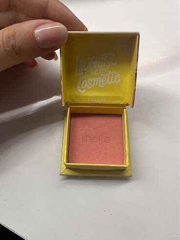 Benefit Benefit shellie allık