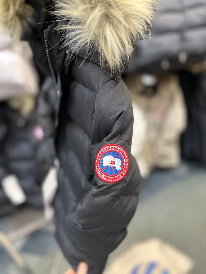 Siyah Kürklü çocuk Kış Mont - Görsel 2