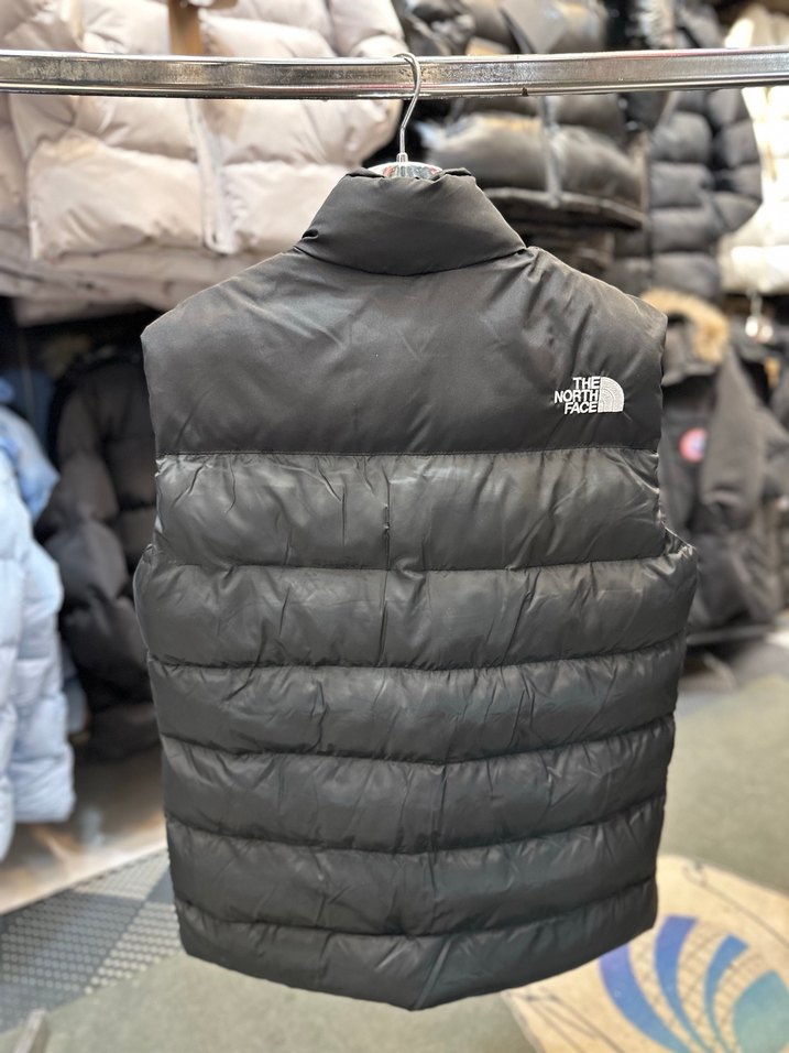 The North Face Siyah Fermuarlı Erkek Yelek - Görsel 2