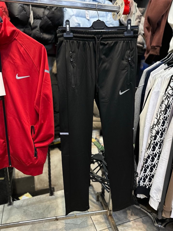 Kırmızı Fermuarlı Erkek Eşofman Üstü - Görsel 4