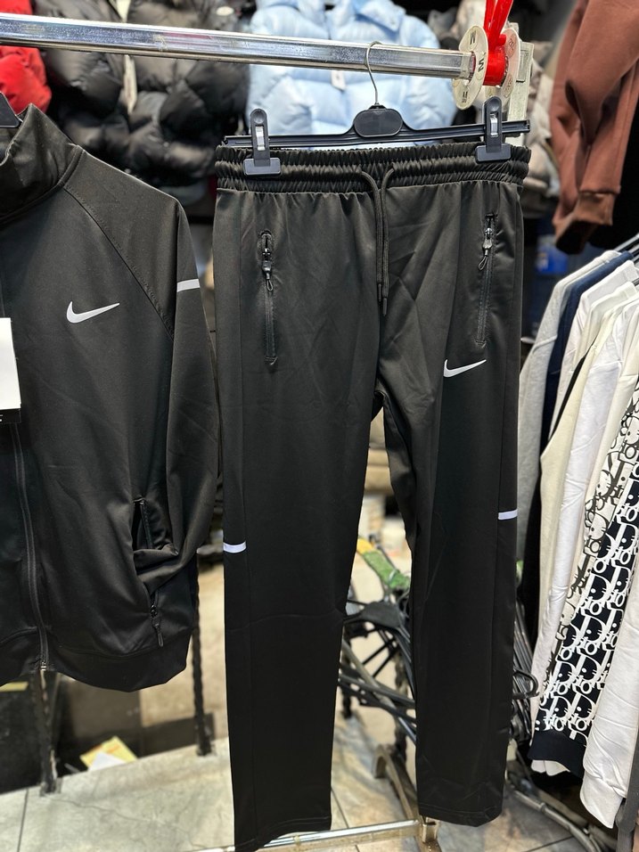 Nike Siyah Spor Eşofman Takımı - Görsel 3