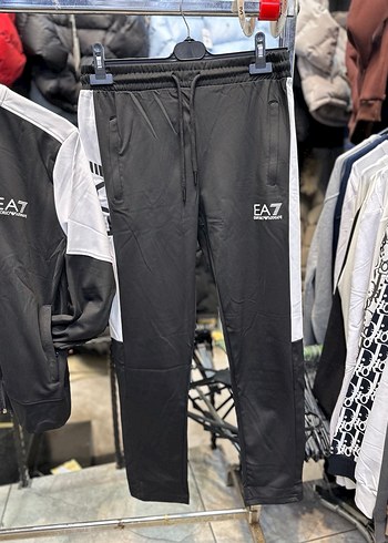 EA7 Siyah Beyaz Fermuarlı Erkek Eşofman - Görsel 3