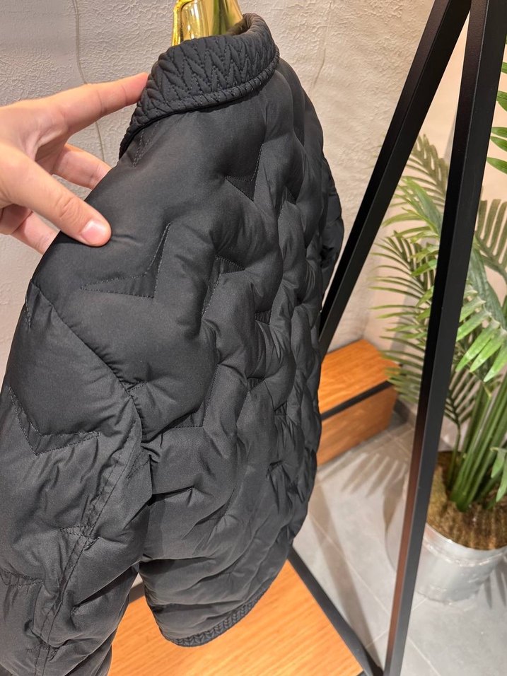 Düğmeli Siyah Kısa Erkek Ceket - Görsel 2