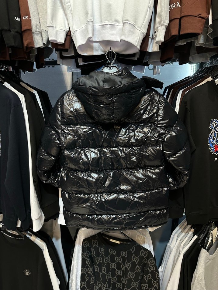 Siyah Kapüşonlu Deri Şişme Mont - Görsel 2