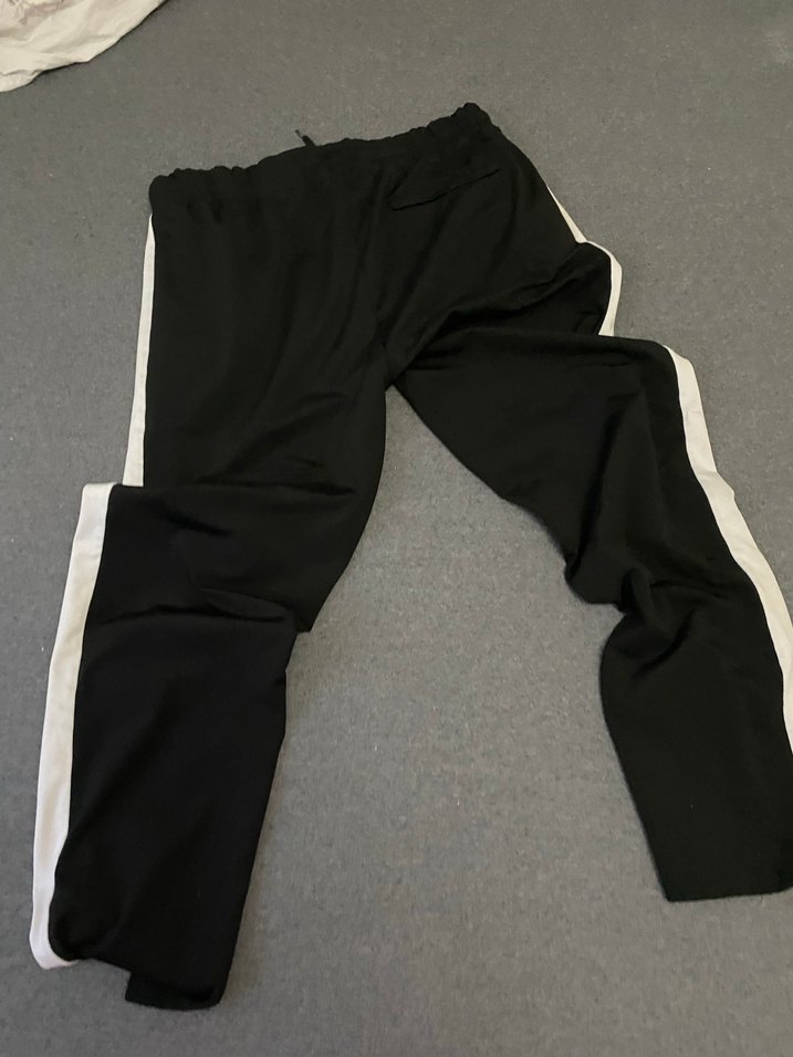 siyah yanları şeritli Orijinal puma bol paça eşofman - Görsel 3