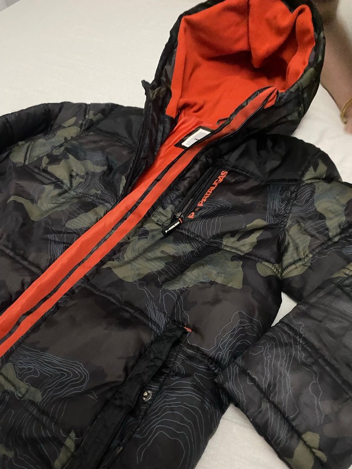 Kapüşonlu Kamuflaj Desenli Erkek Çocuk Mont - Görsel 2