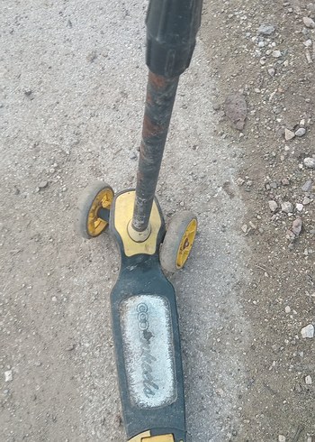 Sarı ve siyah Çocuk Scooterı - Görsel 5