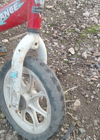 Kırmızı Üç Tekerlekli Çocuk Bisikleti - Görsel 3