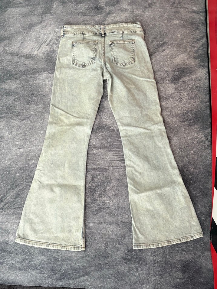 BDG Urban Outfitters Flare Jean - Görsel 2