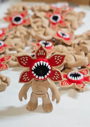 Demogorgon mini anahtarlık - Görsel 5