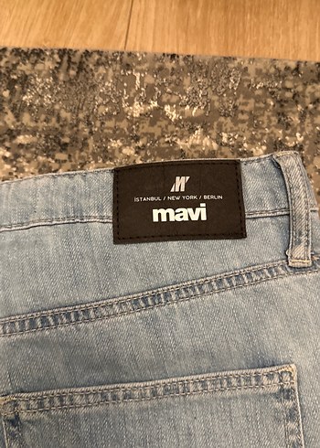 Erkek Loose Fit Açık Mavi Midi Boy Kot Pantolon - Görsel 3