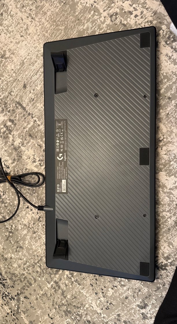 Logitech Kablolu Siyah Mekanik Klavye RGB'li - Görsel 3