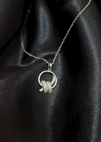 Zincir Detaylı Altın Renk Mini Desenli Kolye - Görsel 2