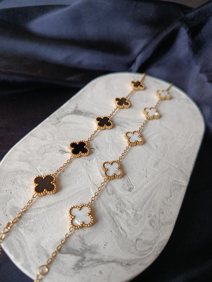 van cleef - Görsel 2