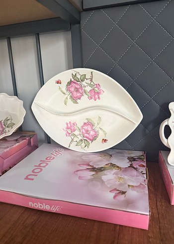 Pembe Pastel Gül Desenli Tabak Seti - Görsel 3