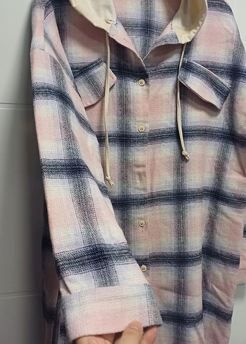 Pembe Kapüşonlu Kadın Gömlek - Görsel 2