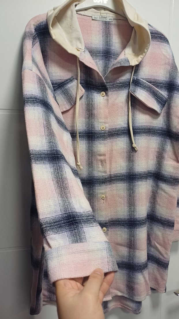 Pembe Kapüşonlu Kadın Gömlek - Görsel 2