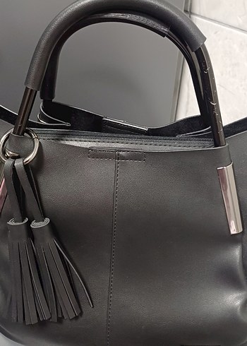 Siyah Deri Kadın Çanta Püsküllü - Görsel 4