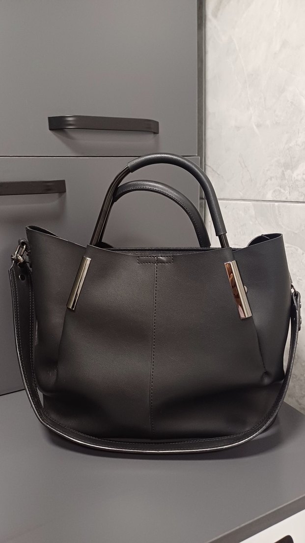 Siyah Deri Kadın Çanta Püsküllü - Görsel 2