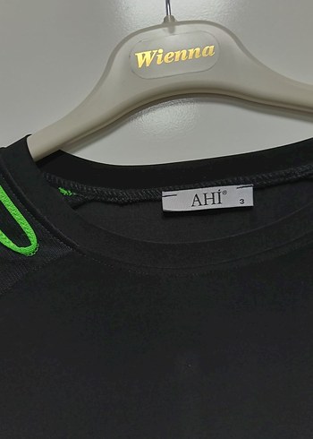 Kadın desenli tunik - Görsel 3