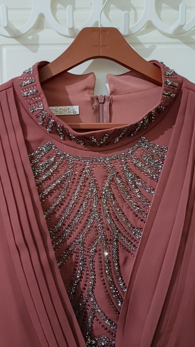 Gü kurusu İşlemeli Yüksek Yaka Uzun Abiye Elbise - Görsel 3