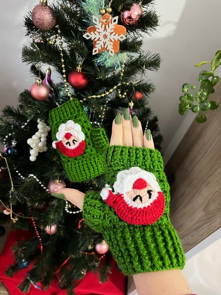 Yeşil Örgü Kadın Eldivenleri - Görsel 3