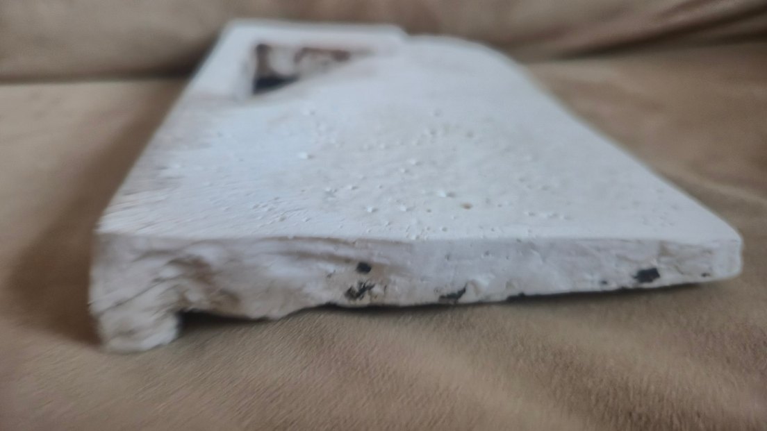 Beyaz ve Gri Kanatlı Melek Figürü - Tanrıça Nike Heykeli - Görsel 5